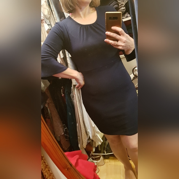 Navy bell sleeve Boohoo dress NWT - Picture 2 of 8